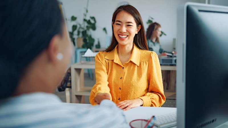 The Benefits Of Using A Specialist Recruiter To Find Talent - DSJ GLOBAL